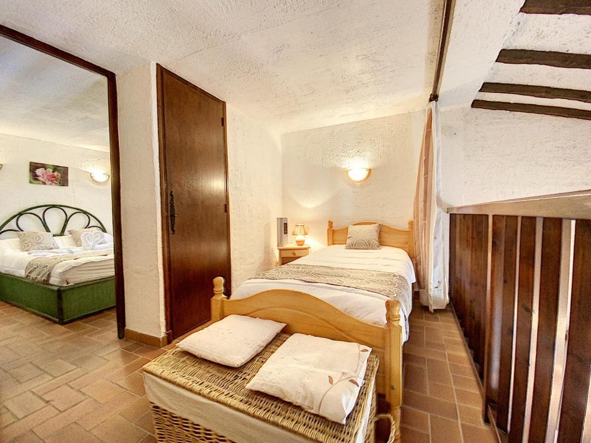 L'Ensoleillade Apartment เฟรฌูส ภายนอก รูปภาพ
